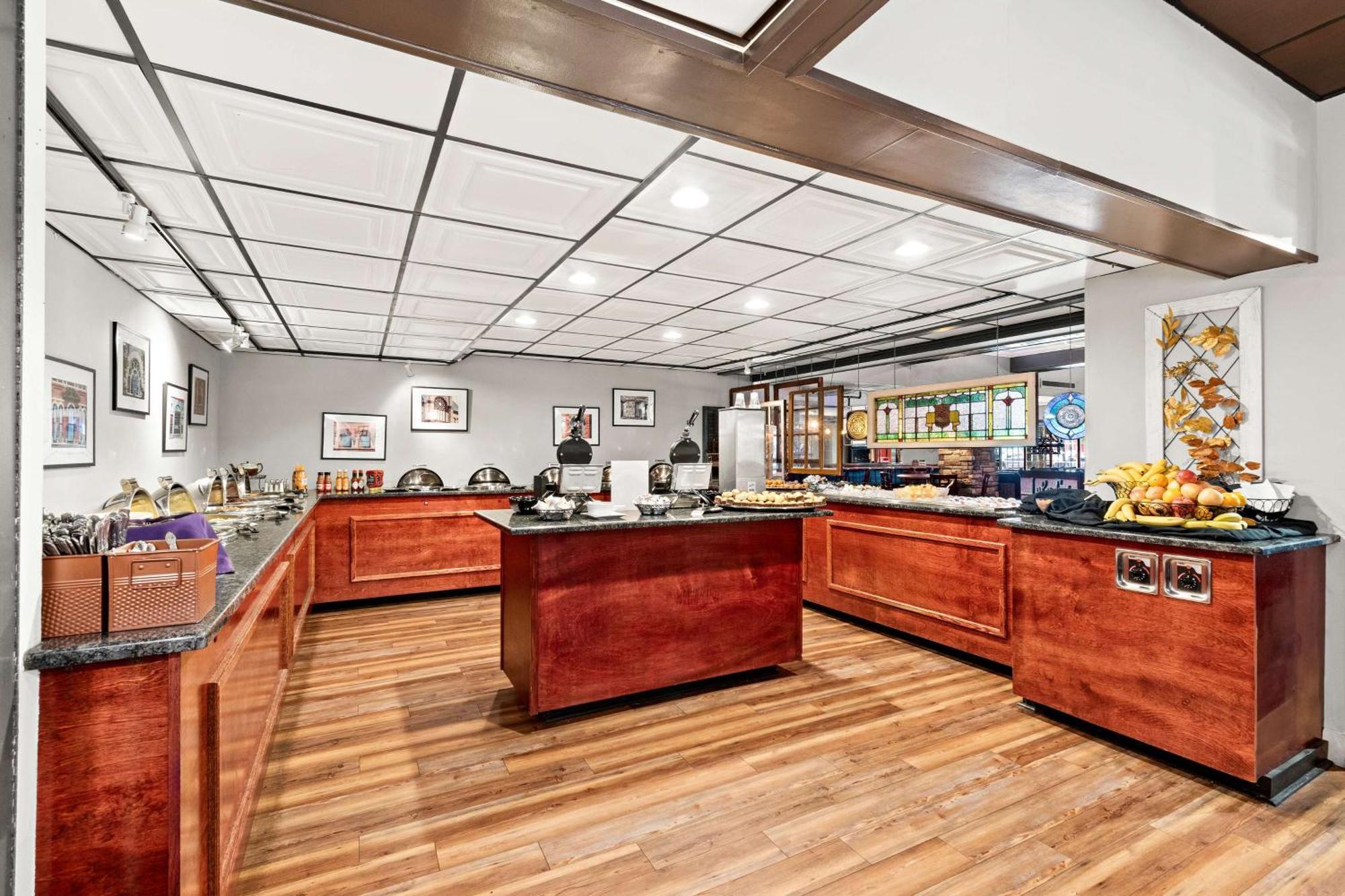 Genetti Hotel, Surestay Collection By Western Hotel