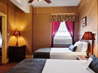 Hotel Genetti Hotel, Surestay Collection By Western 3*
