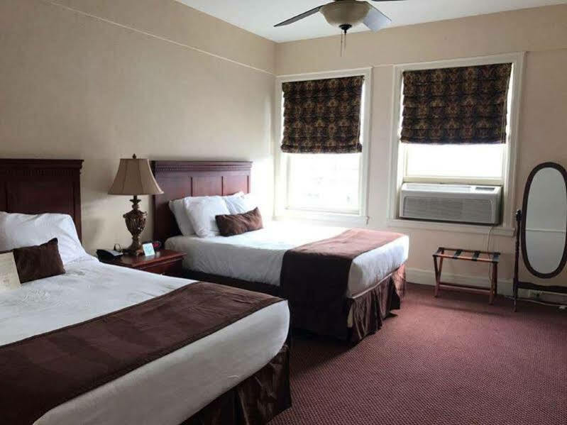 Genetti Hotel, Surestay Collection By Western 3*